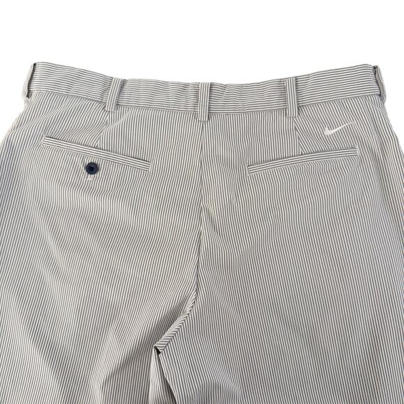 Nike Golf Pants Mens 36x28 Gray Pinstripe Dri Fit Flat Front Travel 433251-419 - Picture 1 of 13